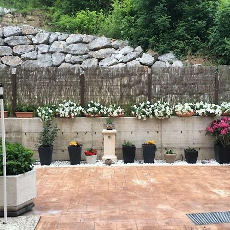 Apartamento Con Jardin Ezcaray Exteriör bild